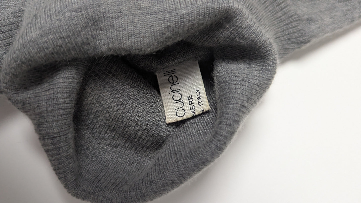 CASHMERE TURTLENECK