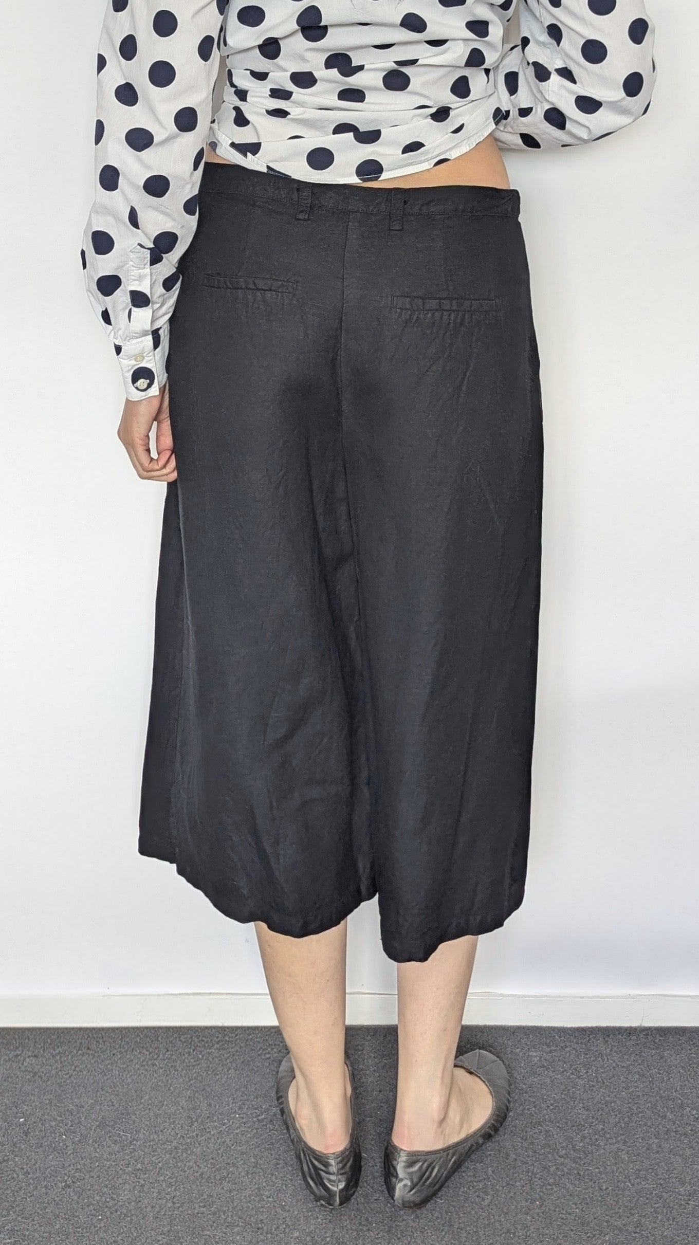 LINEN SHORT