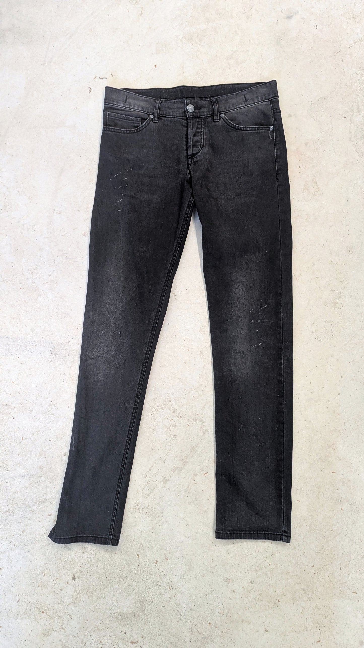 DESIGNER JEANS