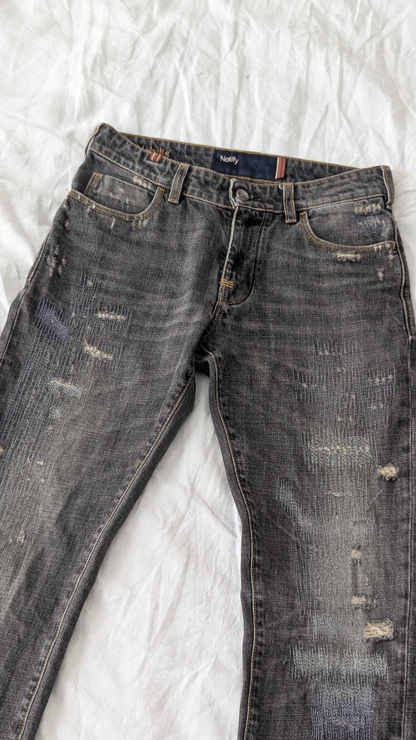DESTROY JEANS