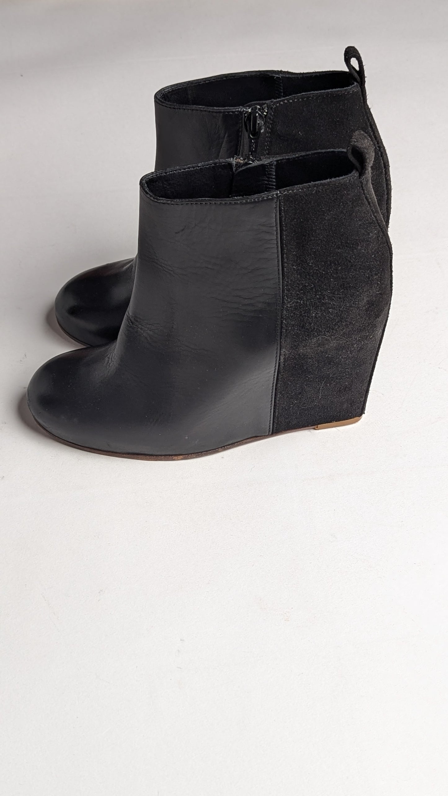 CÉLINE BOOTS