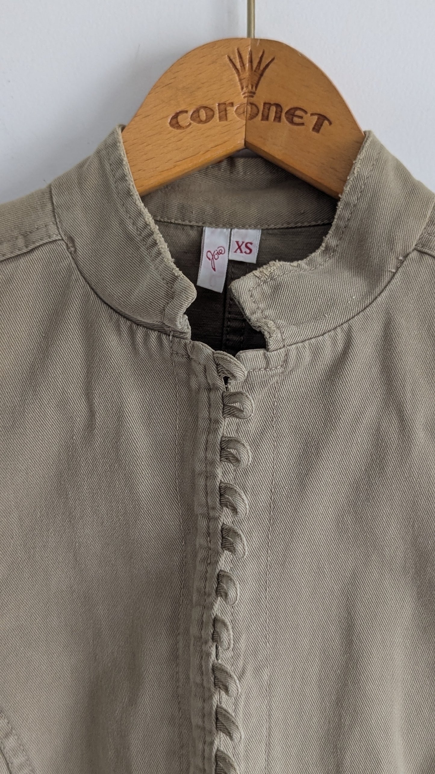 BEIGE JACKET