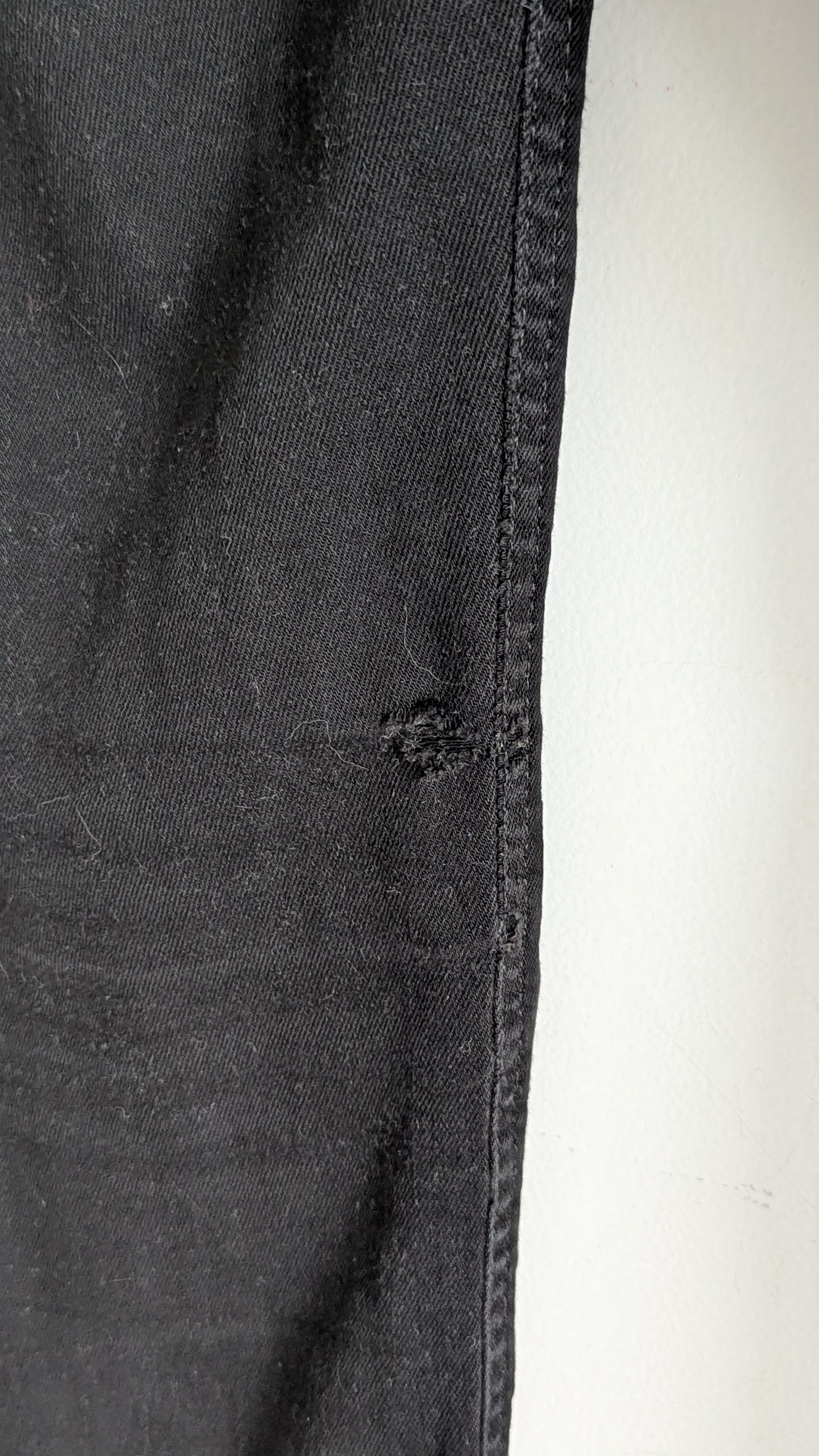 ACNE SKINNY