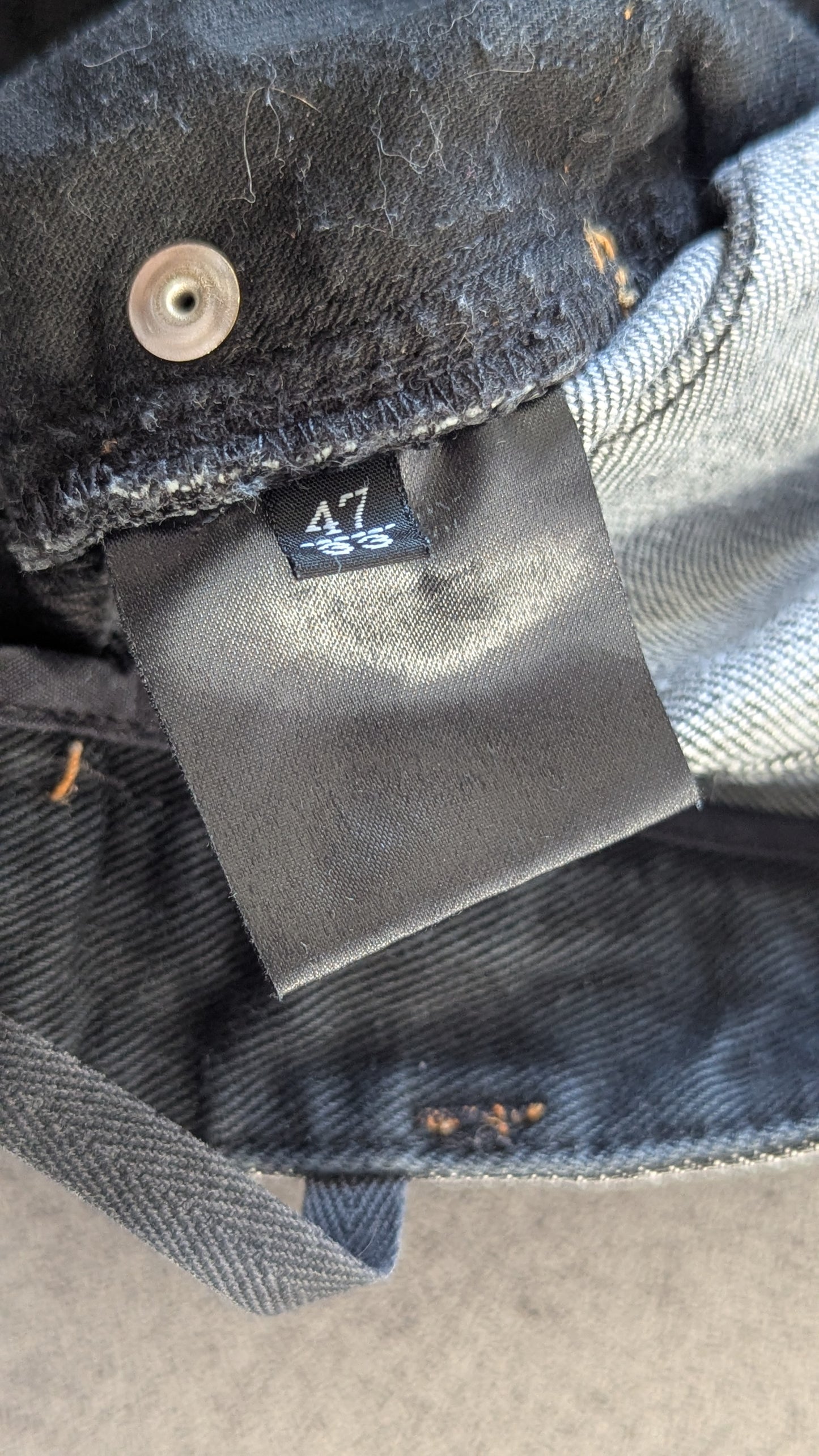 CNC JEANS