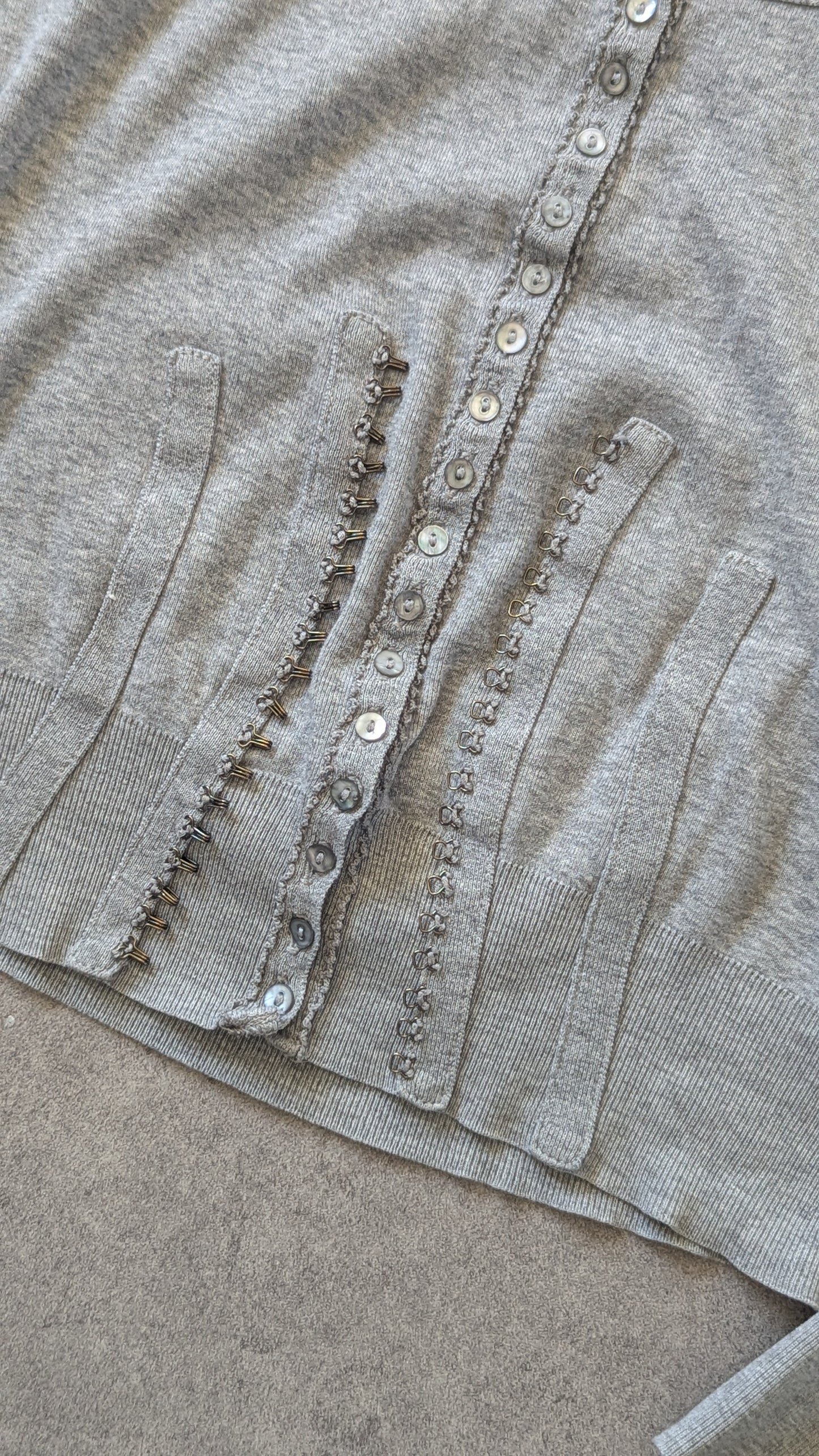 GREY CARDIGAN
