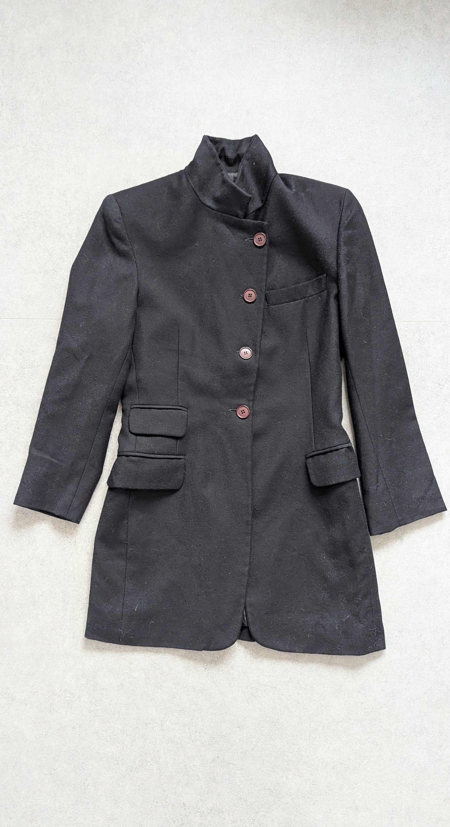 ASYMETRICAL BLAZER